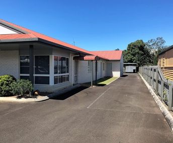 Standalone Professional Office In Busy Corridor