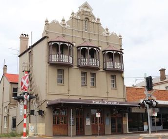 Iconic Toowoomba Landmark Hotel