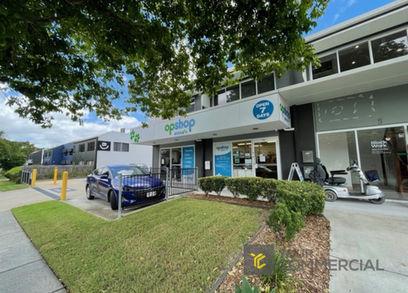 Modern New Farm office in the Heart of the Suburb