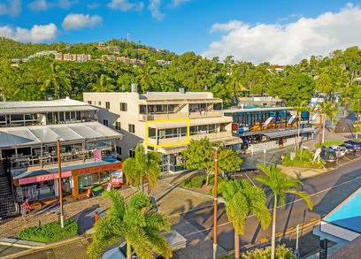 FOR SALE - Professional Office Suite - AIRLIE BEACH 