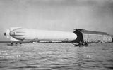 Blimp, view from the water, August 4, 1908 (Library of Congress)
Translated by «Yandex.Translator»