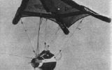 Parapente Gemini durante las pruebas en la base de la fuerza aérea Edwards en agosto de 1964.