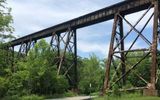 Viaducto en la autopista Pope Lick Road en Фишервилле, en las afueras de louisville, estado de kentucky.
Traducido del servicio de «Yandex.Traductor»