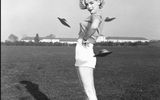 The winner of the contest "Miss UFO" 1950

Miss UFO, 1950s
Translated by «Yandex.Translator»