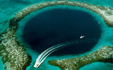 The great blue hole in Belize
Translated by «Yandex.Translator»