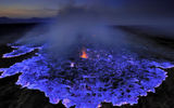 Kawa Ijen is a volcano with purple lava
Translated by «Yandex.Translator»