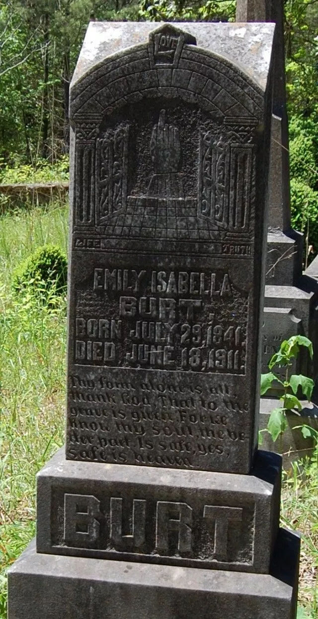 Надгробие над могилой Эмили (Emily Isabella Burt)
