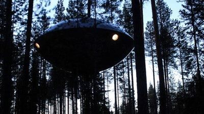 En suecia existen originales de hoteles en los árboles, realizados por UFO-tipo de
Traducido del servicio de «Yandex.Traductor»