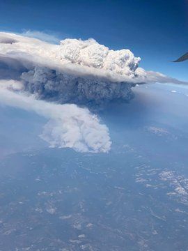 ROGER DAVIS @ROGERDA865974247 Sept. @glezakPhoto taken flying from San Jose to Las Vegas on SWA. It is a cumulonimbus flammagenitus cloud aka pyrocumulonimbus cloud, a type of cloud that forms above a source of heat, such as a wildfire.