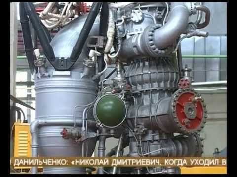 Green cylinder of compressed gas.
Translated by «Yandex.Translator»