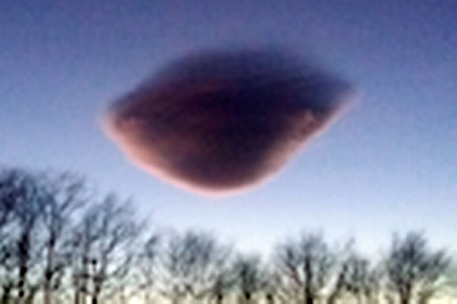 UFO photo from eyewitness John Stevens.