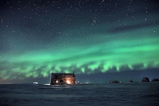 ©&nbsp;James Helmericks&nbsp;| Spaceweather.com
