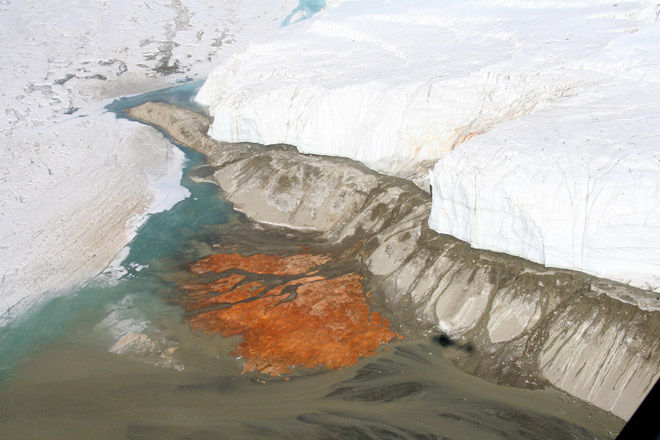 Antarctic blood flow

If shining coastline may seem tempting magic, the Taylor glacier in Antarctica is far more intimidating sight — the resultant waterfall colors of the surrounding ice in a bloody hue.

For many years the Bloody waterfall was considered to be the result of the development of algae that live in the cold climate of Antarctica, but recently scientists have uncovered the true cause.

According to the latest report published AccuWeather, the source of the stream is an ancient lake age 5 million years. The water is rich in iron, which is oxidized when comes in contact with air. This gives the stream a blood-red hue.

The study was conducted by specialists of the University of Alaska Fairbanks and Colorado College. To determine the exact place where flowing water was used the radio-wave sensing.

© Carroccia, Robin | Flickr
Translated by «Yandex.Translator»