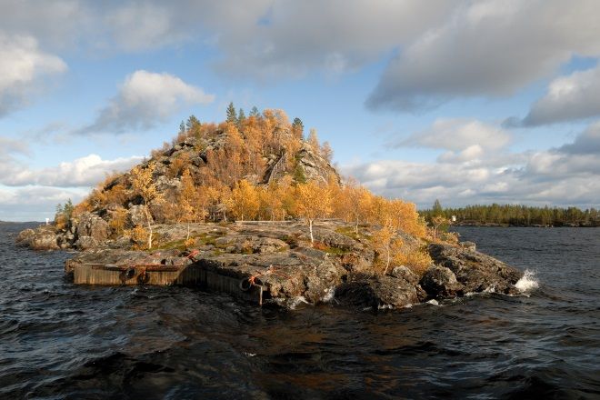 Остров Уконсаари
