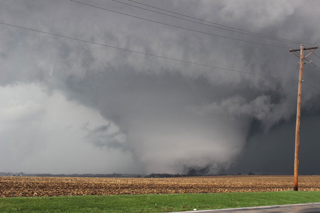 Wedge tornado

The largest and most destructive tornado in history generally categorized as a wedge tornado. Wedge tornadoes can appear wider and can leave behind a huge trail of destruction. The width of the wedge-shaped tornado can be 800 meters or more. Wedge tornadoes are usually assigned a category EF-3 and above.

The most destructive tornado in history was the wedge tornado, including the tornado of El Reno, which was held in Oklahoma on may 31, 2013. It was the widest tornado in history — its diameter reached 4 km away.

© Dan Ross | Shutterstock
Translated by «Yandex.Translator»