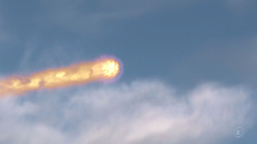 Meteorito en el cielo