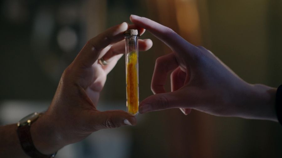 Yellow smoke, which turned into a ghost, in a test tube