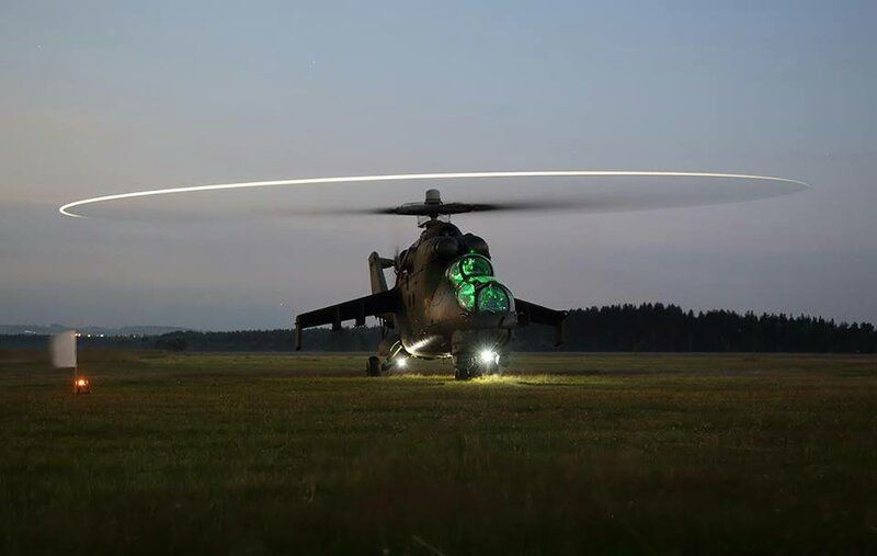 Attack helicopter Mi-24 Polish air force with the "night illumination"
Translated by «Yandex.Translator»