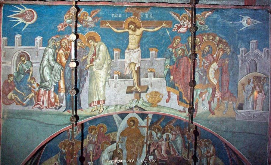 "Crucifixion" from the Serbian Orthodox monastery of Visoki Decani in Kosovo.Two strange objects on the sides of the cross are mistaken for UFOs. It is usually claimed that these are two manned spacecraft.However, the author of this fresco follows the traditional iconographic model, which was very common in the Middle Ages. Usually in this plot, in the same position as in the Decani fresco, the Sun and Moon (witnesses of the Crucifixion) are located, which are depicted in human form. For example, a similar image can be seen on the Crucifixion in the church of Karanlik (Cappadocia).