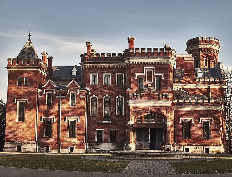 El palacio de Ольденбургских, el poblado Рамонь, región de voronezh
Traducido del servicio de «Yandex.Traductor»