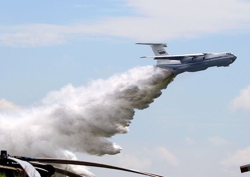 The time of discharge of mass of water with the fire of the Il-76P
Translated by «Yandex.Translator»