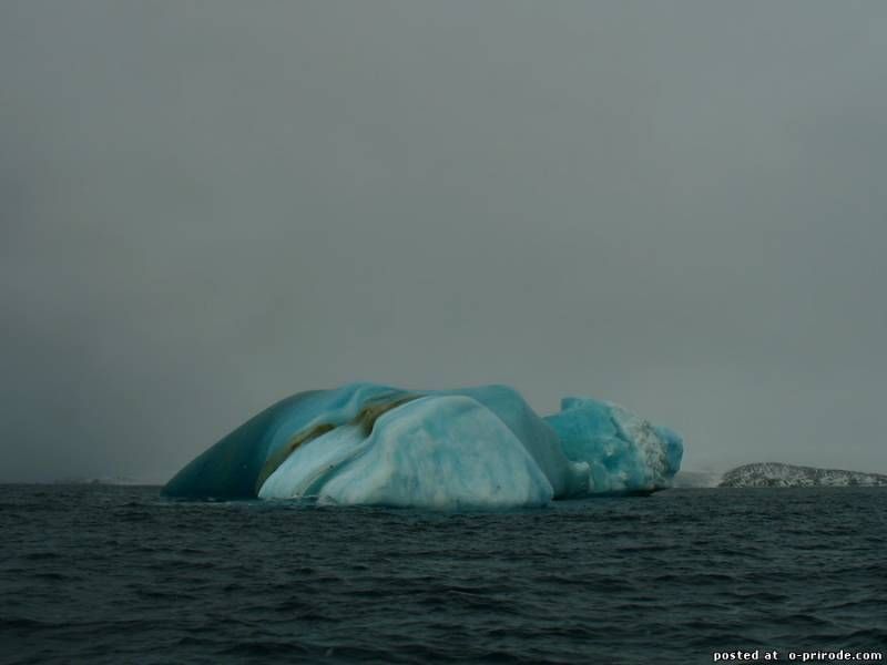 Brown-blue iceberg.
Translated by «Yandex.Translator»