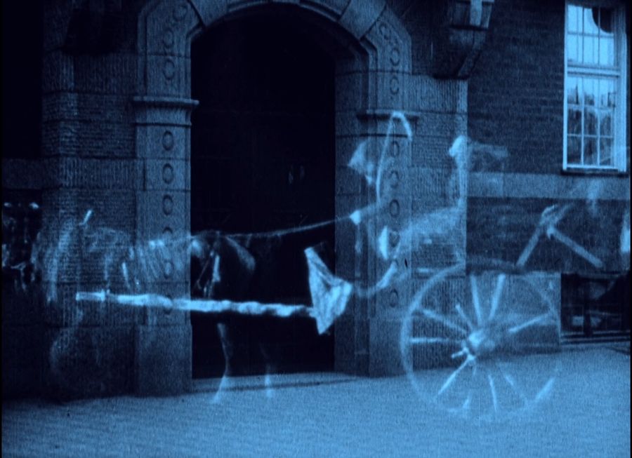 Ghostly carriage at the house of the deceased