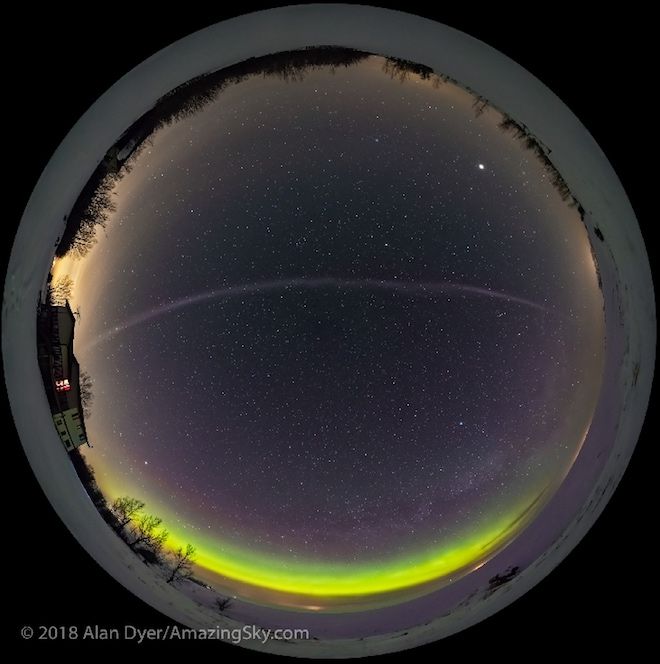 © Alan Dyer | Spaceweather.com
Translated by «Yandex.Translator»