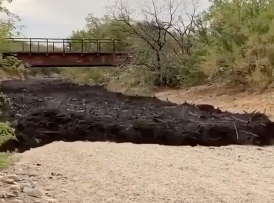 gismeteo

Materia Oscura: ¿Cuál es la masa negra en el video?
