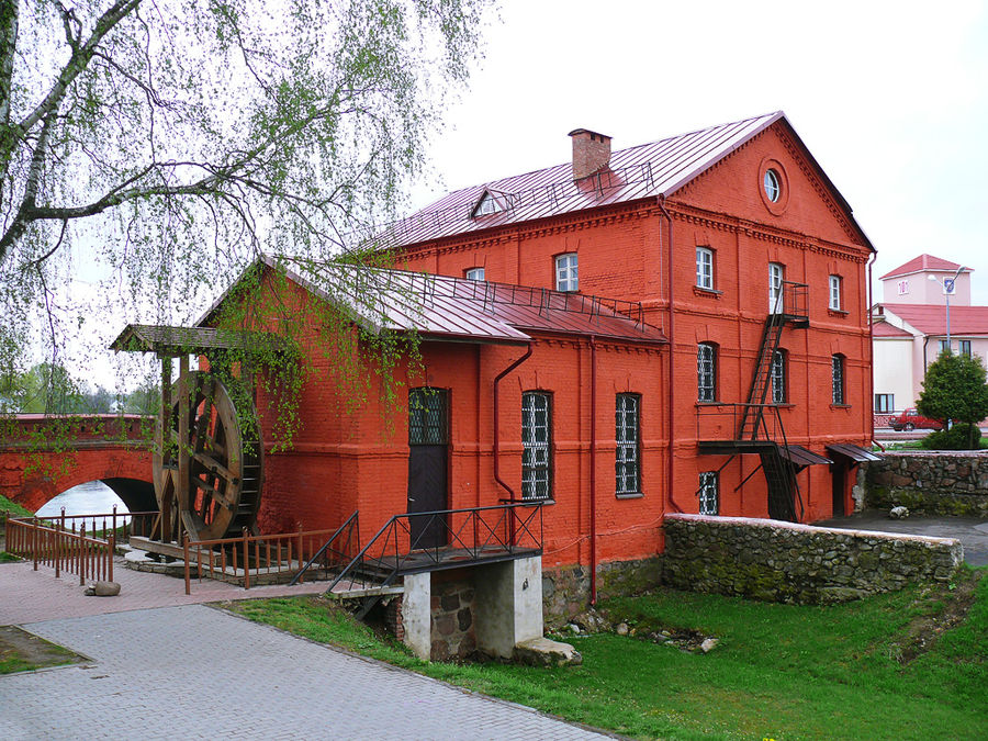 Water mill located at the address: Belarus, Orsha, Lenin str., 2
Translated by «Yandex.Translator»