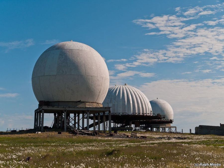 Radar dome shelters for radar stations.
Translated by «Yandex.Translator»