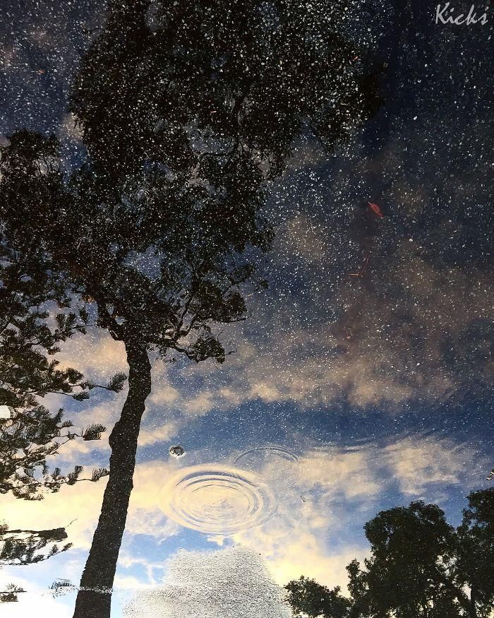 Because of the gravel on the road, in a puddle appeared starry sky
Translated by «Yandex.Translator»