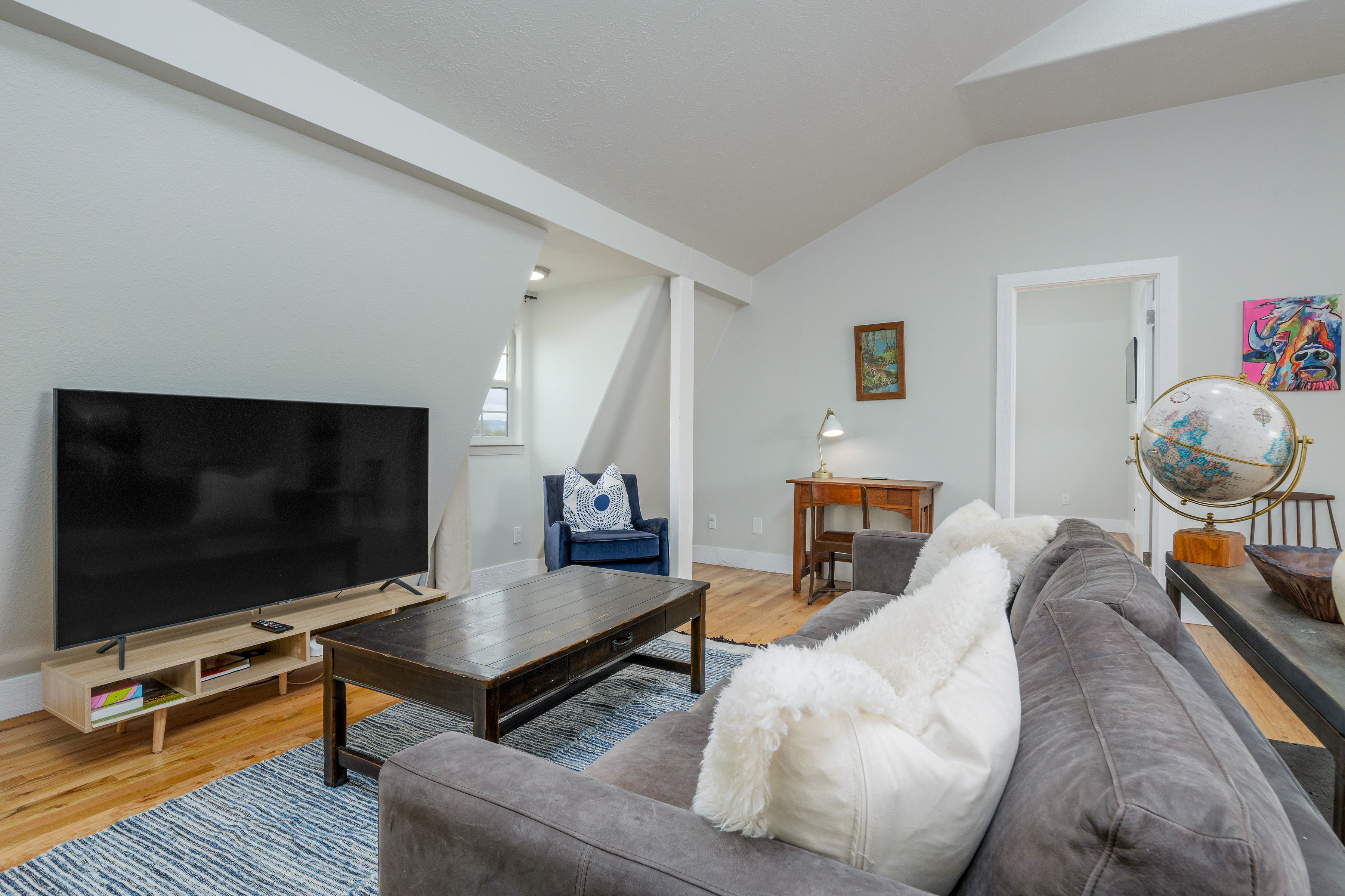 Upstairs living room