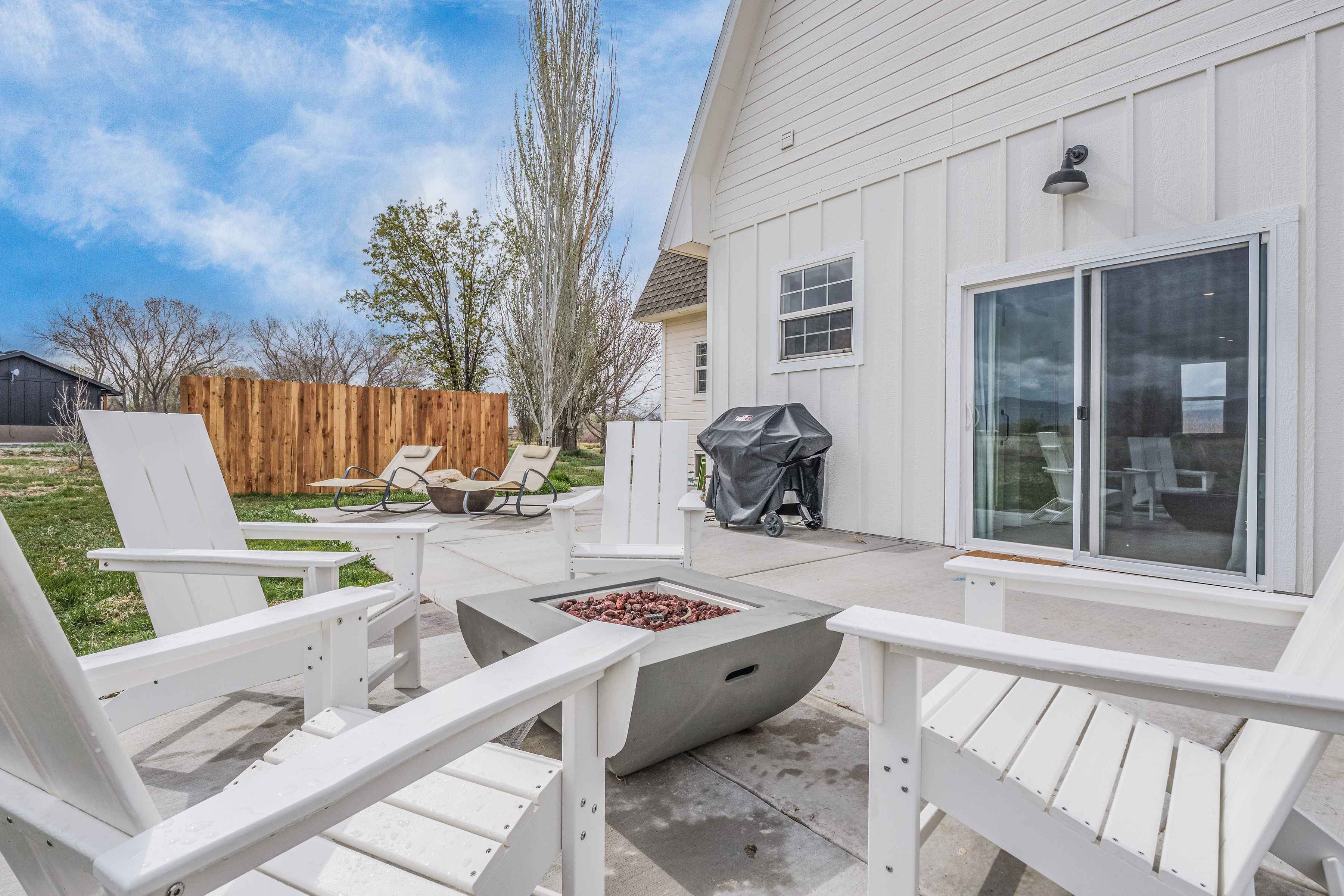 Patio - firepit