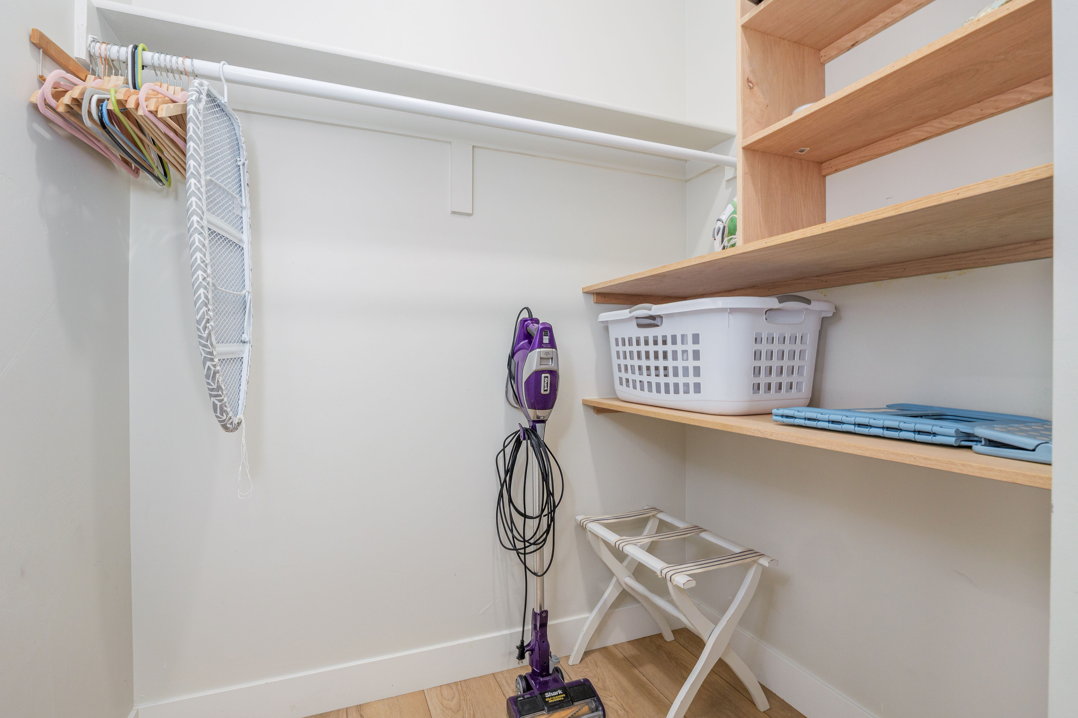 Bedroom 2 - closet