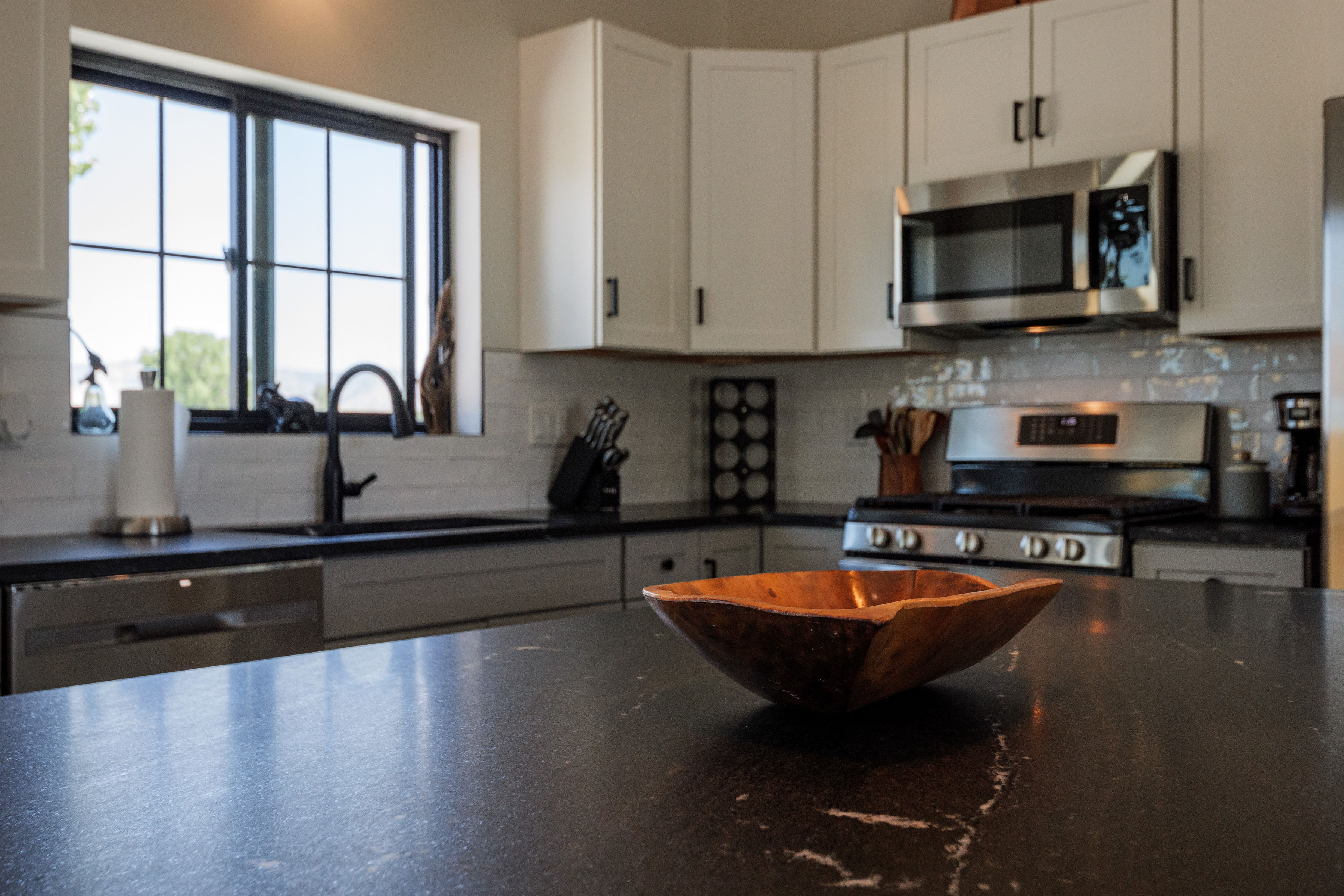 Full kitchen