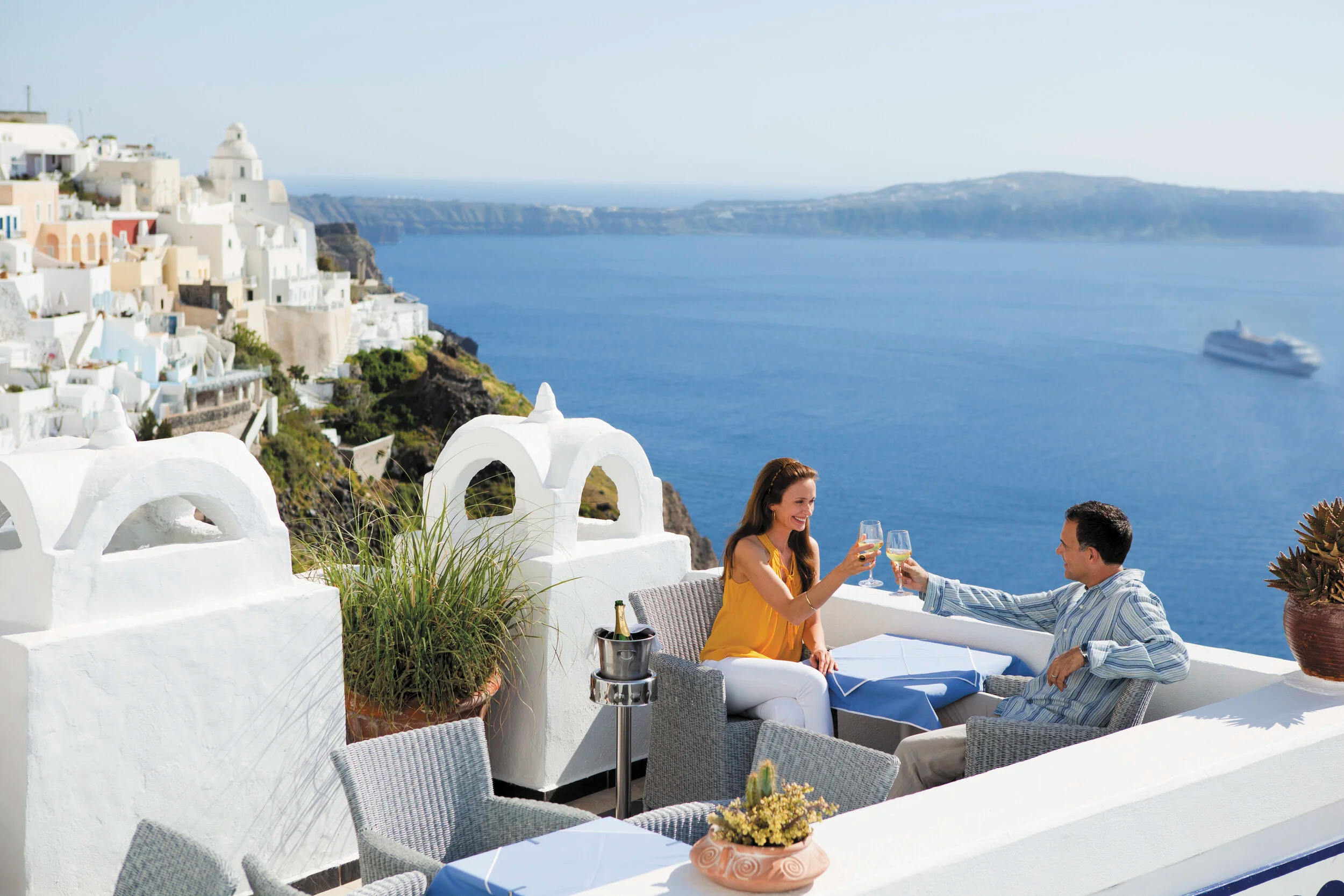 Travel to Greece in all-inclusive luxury