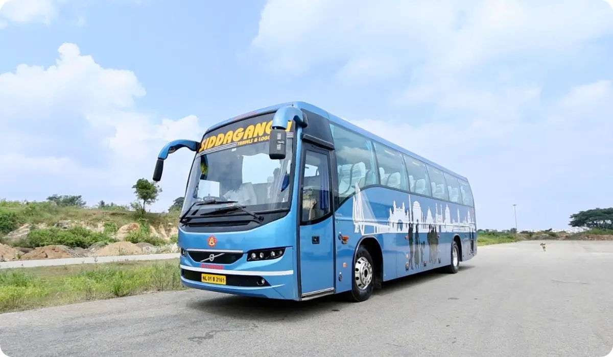 Siddaganga Travels Blue Bus