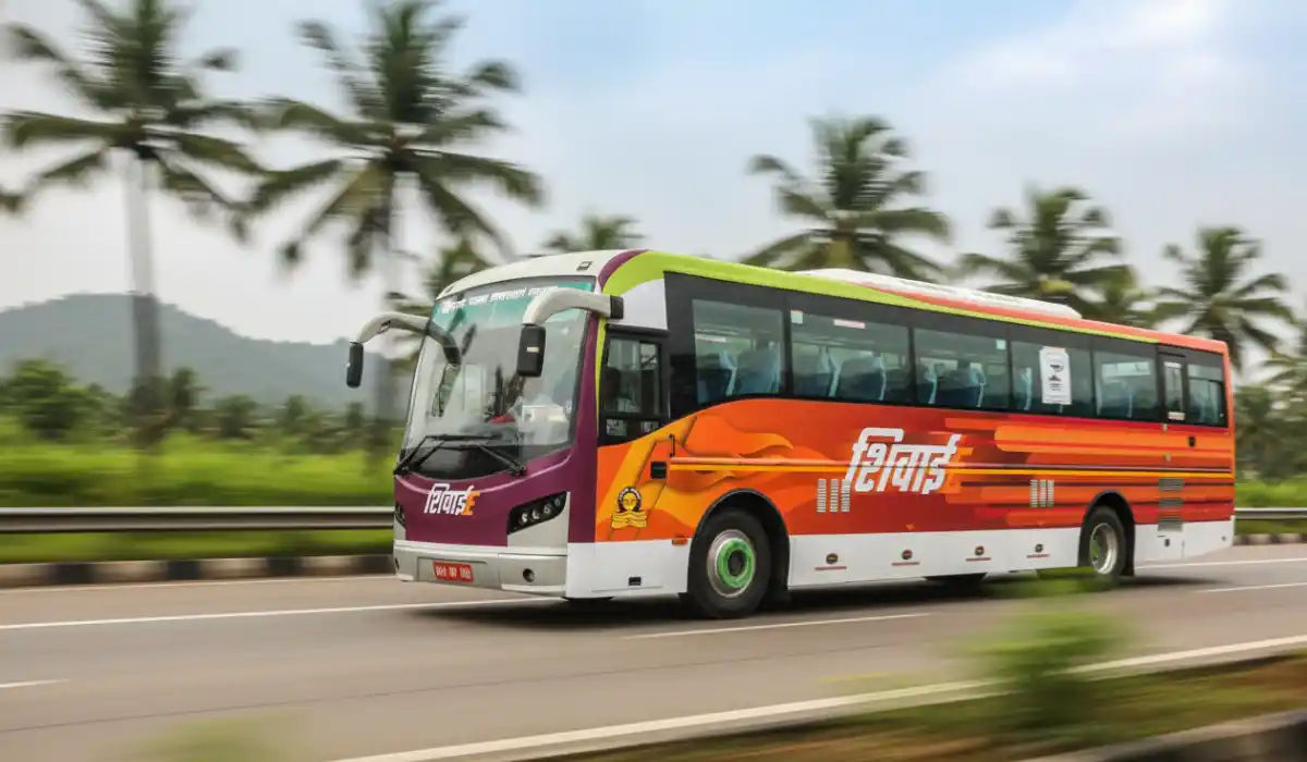 MSRTC Launches ‘Shivai’ AC Bus Service Between Pune Station and Borivali MSRTC Launches ‘Shivai’ AC Bus Service Between Pune Station and Borivali