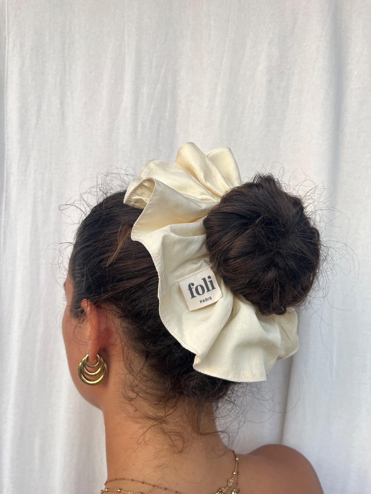 XL Off-White Scrunchie