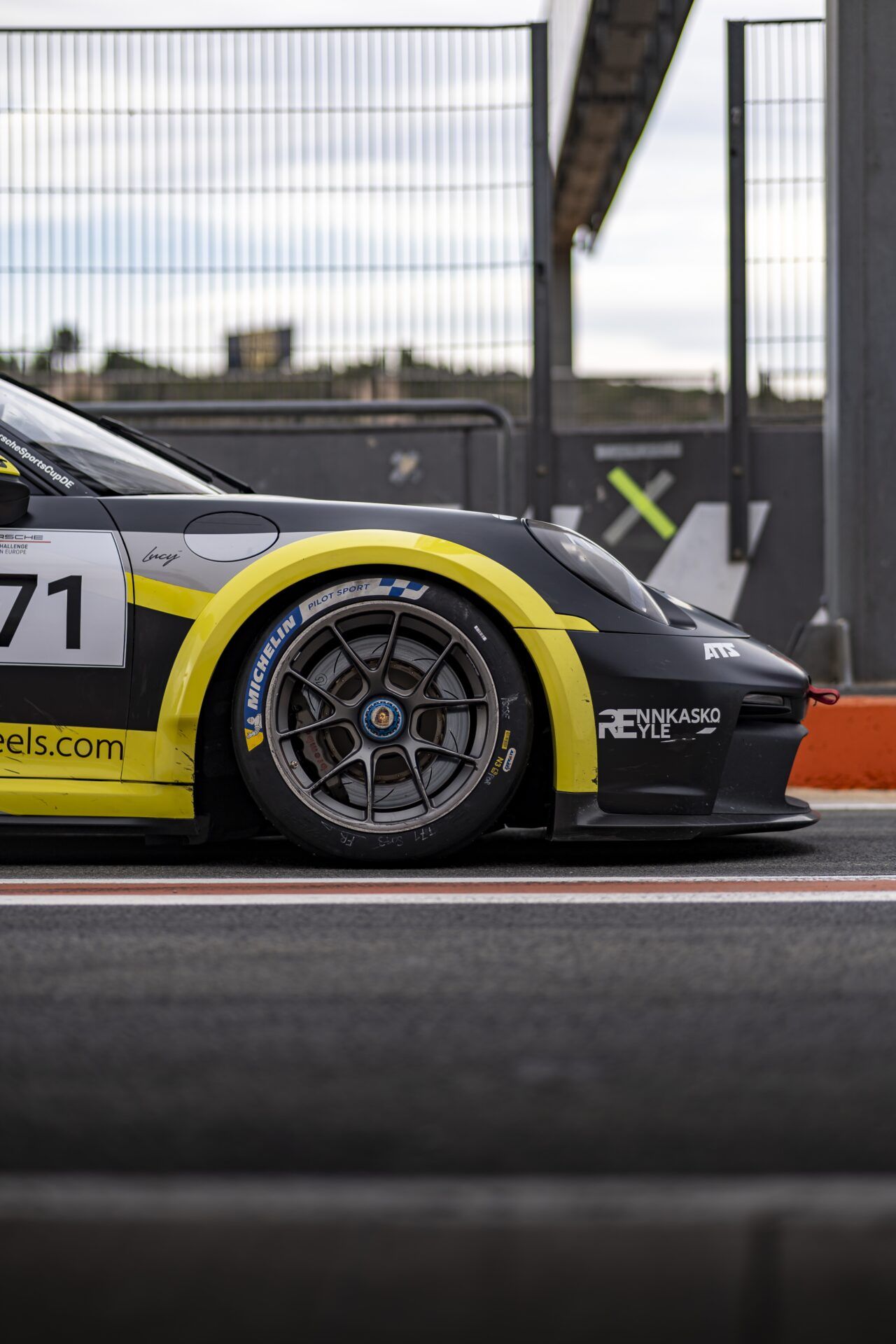 Laptime – PSCSE Valencia – Thursday-4_1920 Porsche 911 GT3 Cup ATS x Laptime-Performance 19