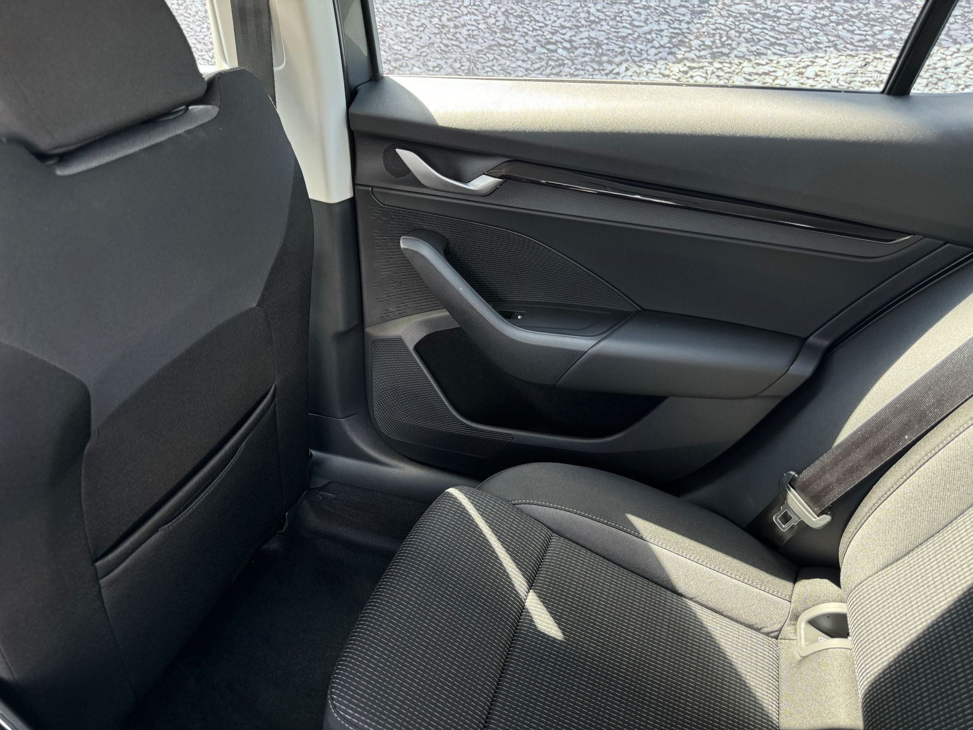 c512e929-189d-4710-a18b-117ff5b2bb3e