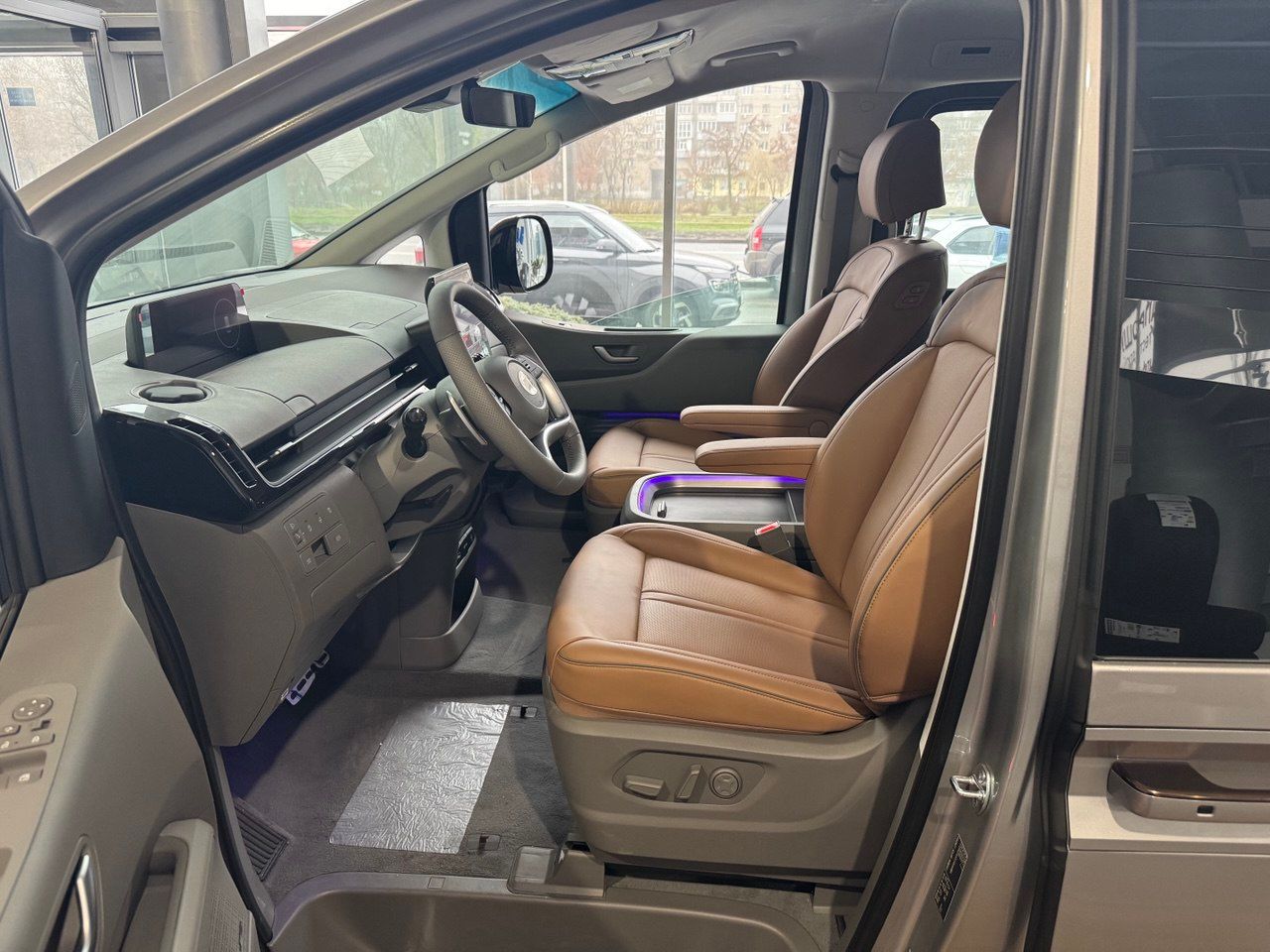 photo_5294007600389229669_y