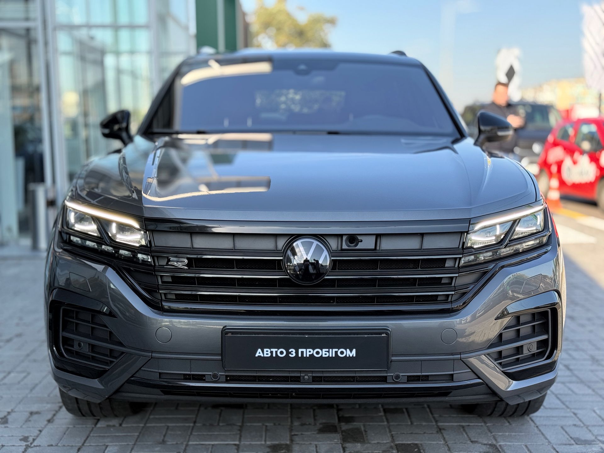 Volkswagen Touareg R-Line 2023 — Фото 17