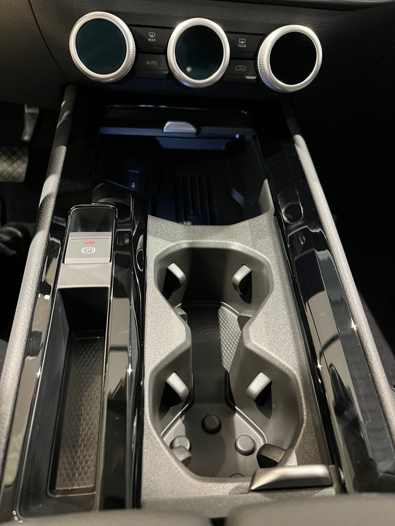 0-02-05-242c8e8167659add500c4ea7719661c336855c84c6540319a1a567a2c9f299b8_78bb5b857de63cab