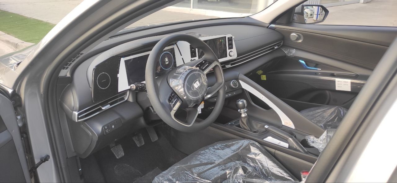 photo_5357370754690913264_y