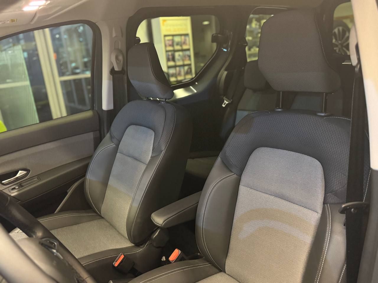 photo_2025-12-12_16-12-08