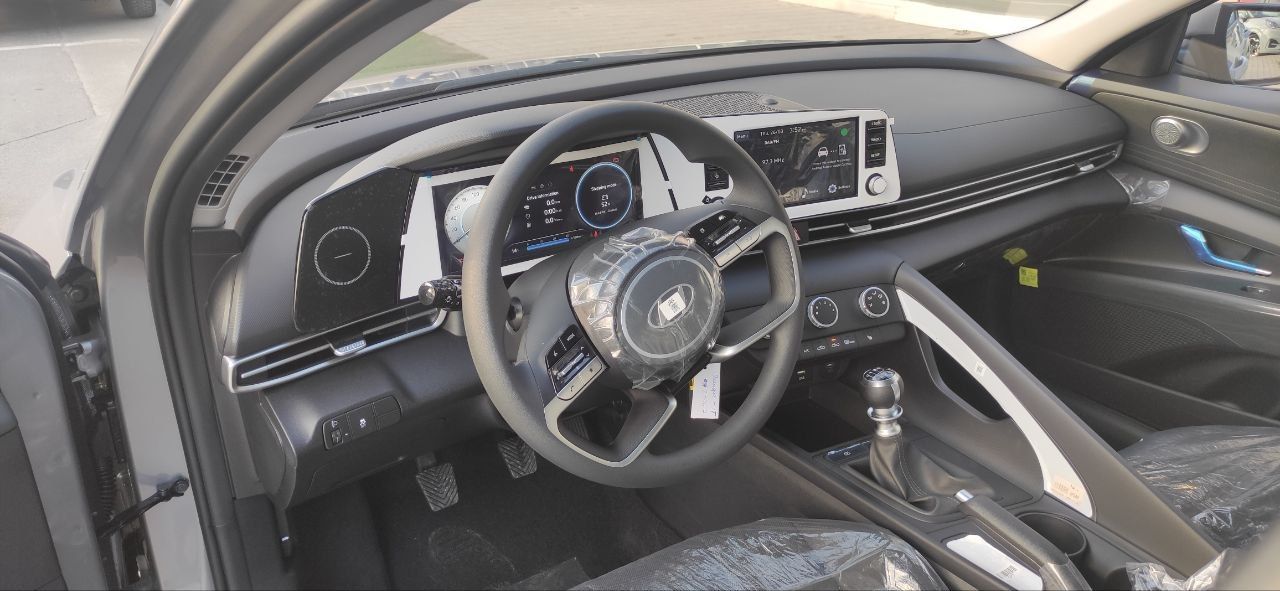 photo_5357370754690913260_y