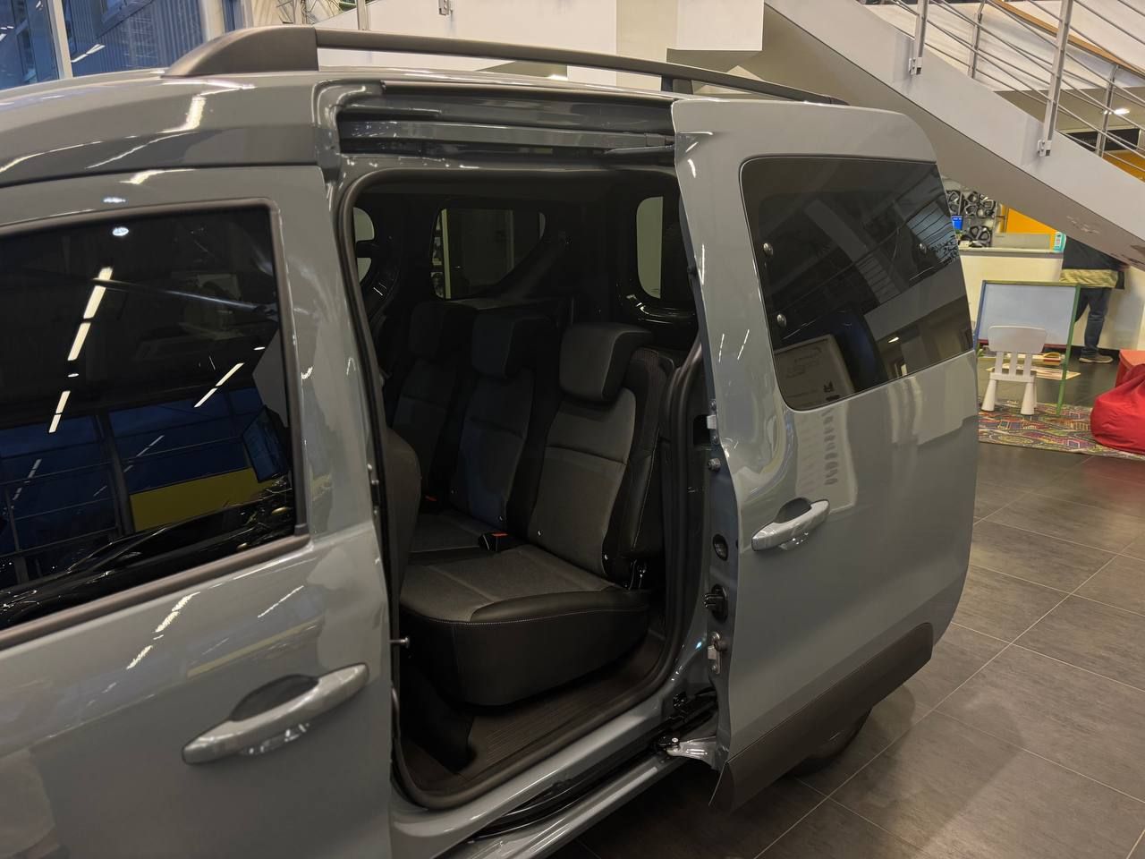 photo_2025-12-12_16-12-19