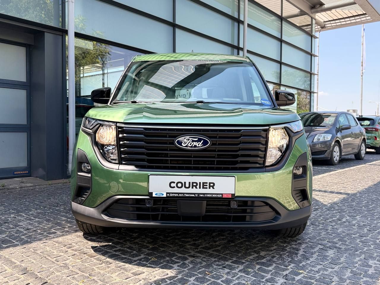 photo_5434141023065469176_y